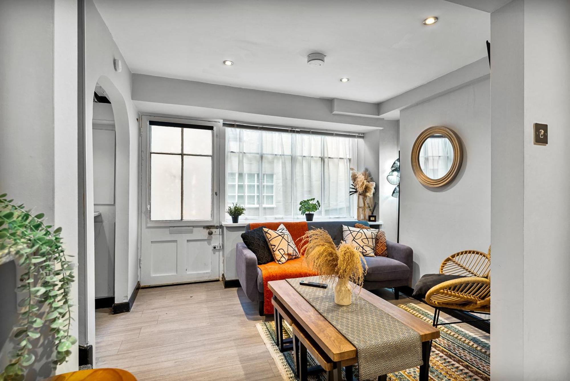 30 Percent Off! Elegant Of - Sleeps 5