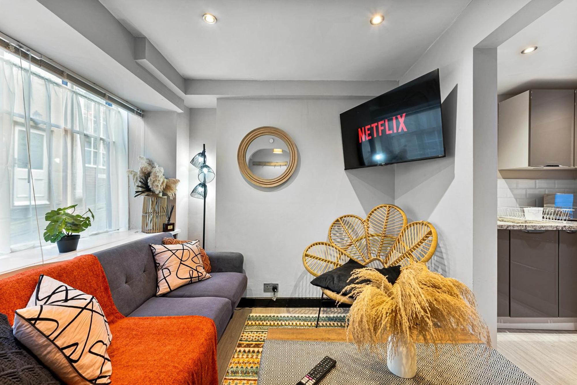 30 Percent Off! Elegant Of - Sleeps 5 Holiday home *