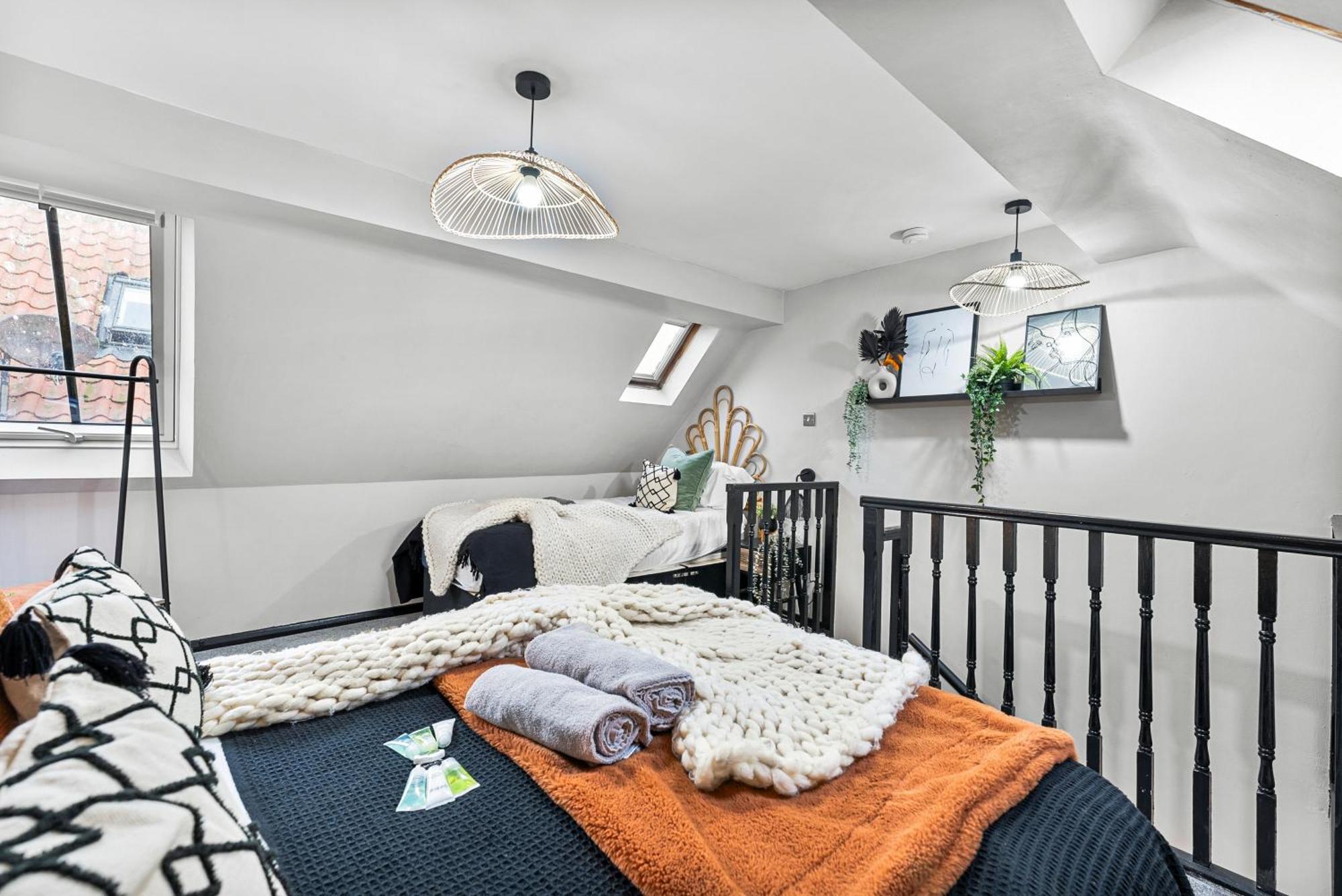 30 Percent Off! Elegant Of - Sleeps 5 Holiday home Whitby