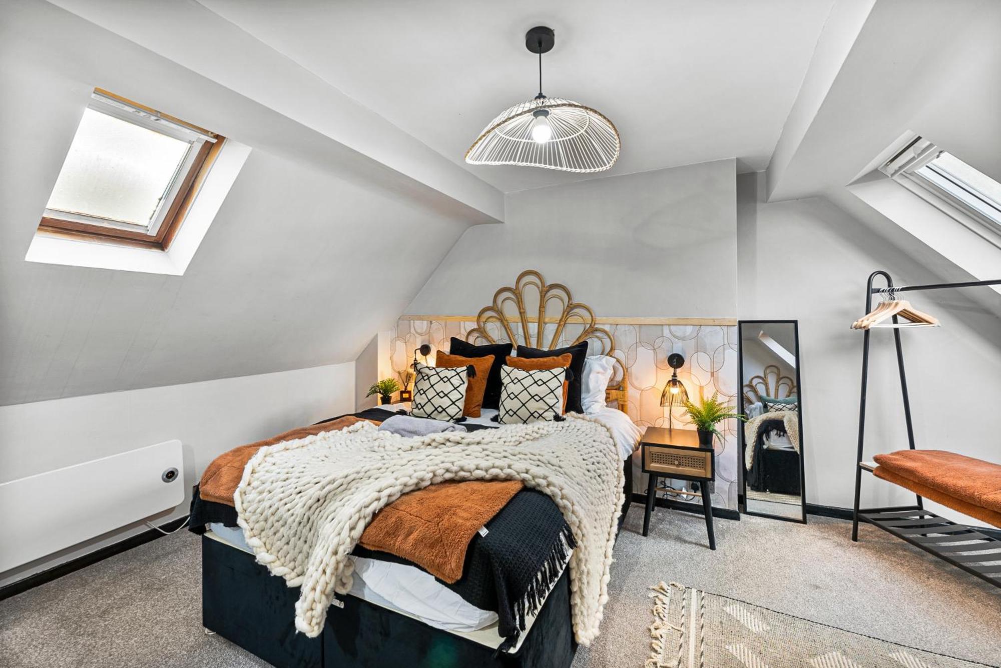 30 Percent Off! Elegant Of - Sleeps 5 Whitby